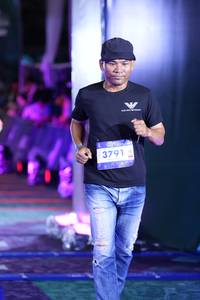 BIB: 3791
                            <button type="button" onclick="openModal(26221423)" class="btn btn-primary btn-sm float-right btn-popup" data-toggle="modal" data-target=".modal-high-quality">
                        <i class="fas fa-shopping-cart"></i> Add to Cart
                    </button>
                                            <button type="button" onclick="isThisMe(26221423, true)" class="btn btn-success btn-sm float-right btn-popup btn-isme hidden" data-toggle="tooltip" data-placement="bottom" title="นี่คือรูปของคุณใช่ไหม คลิกที่นี่เพื่อเอาเข้าอัลบั้ม">
                        <i class="fas fa-plus"></i> Add to album
                    </button>
                    <button type="button" onclick="isThisMe(26221423, false)" class="btn btn-warning btn-sm float-right btn-popup btn-isnotme hidden">
                        <i class="fas fa-ban"></i> Remove from album
                    </button>